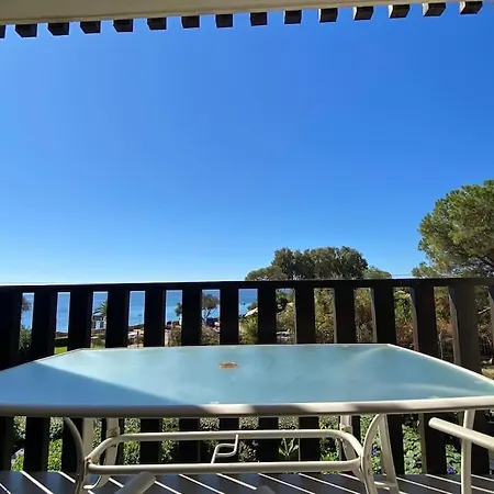 Splendide T1 Tout Neuf A 2 Minutes De La Plage. * Ajaccio (Corsica)